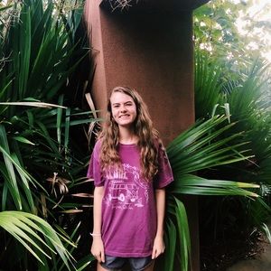 Meet your Posher, Elizabeth